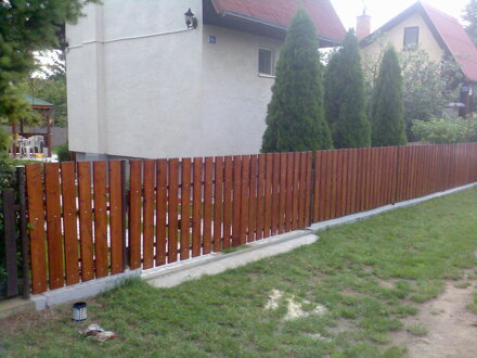 Drevený plot