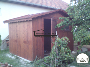 Drevený domček